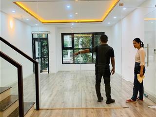 Cho thuê liền kề biệt thự quanh nguyễn cơ thạch, ô tô đỗ cửa