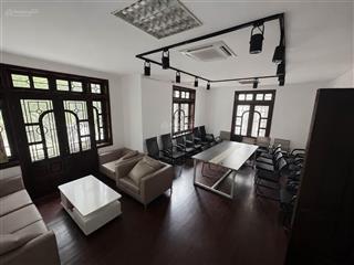 Cho thuê nhà nguyễn cơ thạch 135m², 4t, ô tô đỗ cửa, 32tr