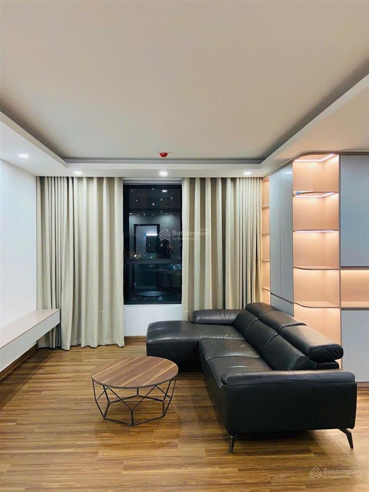 Bán căn hộ chung cư x2 đại kim căn góc 95,1 m2 trong nhà và 50m2 sân  chính chủ