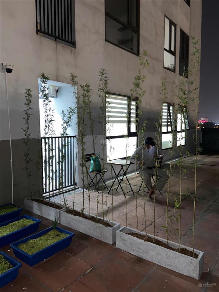 Bán căn hộ chung cư x2 đại kim căn góc 95,1 m2 trong nhà và 50m2 sân  chính chủ