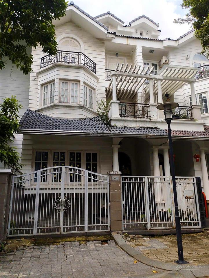 Biệt thự ven sông saigon pearl 7x21m, hầm + 3 tầng, sổ hồng lâu dài  giá 97 tỷ