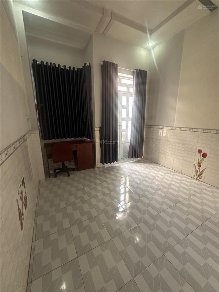 Nhà h10m thông 100m2 2tầng vừa ở vừa cho thuê trung tâm q12  6tỷ 7 tlm