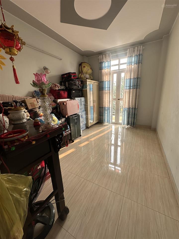 Chỉ 3 tỷ 6 sở hữu nhà 3 tầng btct, hc đầy đủ lê văn khương. 40m², giá rẻ