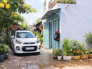 Bán nhà riêng ,hẻm xe hơi 3pn 2wc ngay công viên phần mềm quang trung , 37m2 , 3 tỷ 750