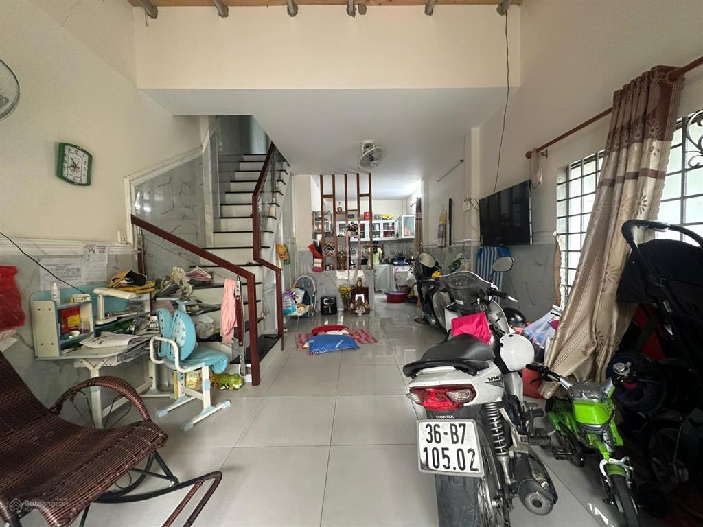 Bán nhà shr, 1 trệt 1 lửng, 3pn, 37m², hẻm 5m ô tô đậu cửa. 3tỷ 590 cb