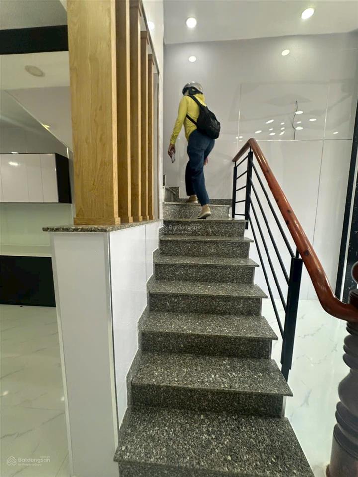 Bán nhà shr chính chủ q12, xe hơi tới cửa  2 tầng 46m2 4 tỷ 290 tl