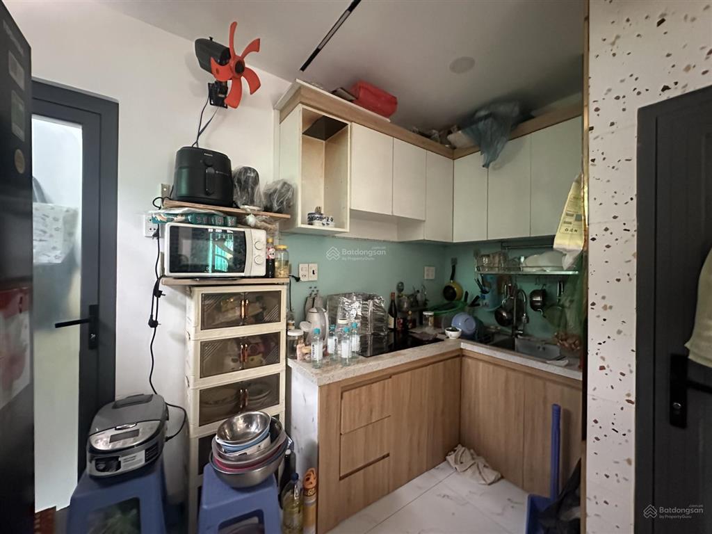 Chủ gửi bán nhà riêng 42m2, giảm từ 5 tỷ 3 còn 4 tỷ 870. hẻm rộng gần đường lớn. giá còn bớt