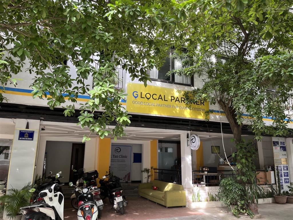 Chính chủ cho thuê văn phòng, full tiện ích tại tây hồ.  0985 416 ***