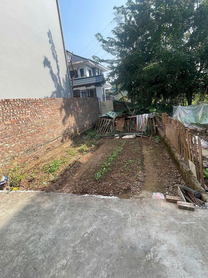 Mình chính chủ sổ đỏ cần bán mảnh đất 41m2 xóm 3 đồng nhân, giá 3,5 tỷ