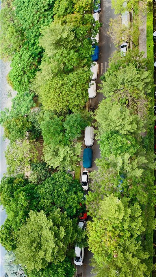 Cần bán căn hộ góc thủ đức giá tốt 2pn2wc, view đông nam mát mẻ, sổ hồng sẵn, nhận nhà ngay