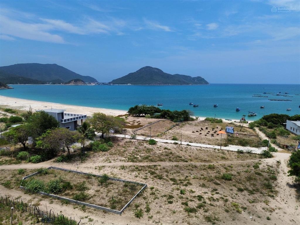 Đất thổ cư sát vịnh biển ninh vân siêu đẹp ngay cạnh biệt thự hiện hữu giá đầu tư