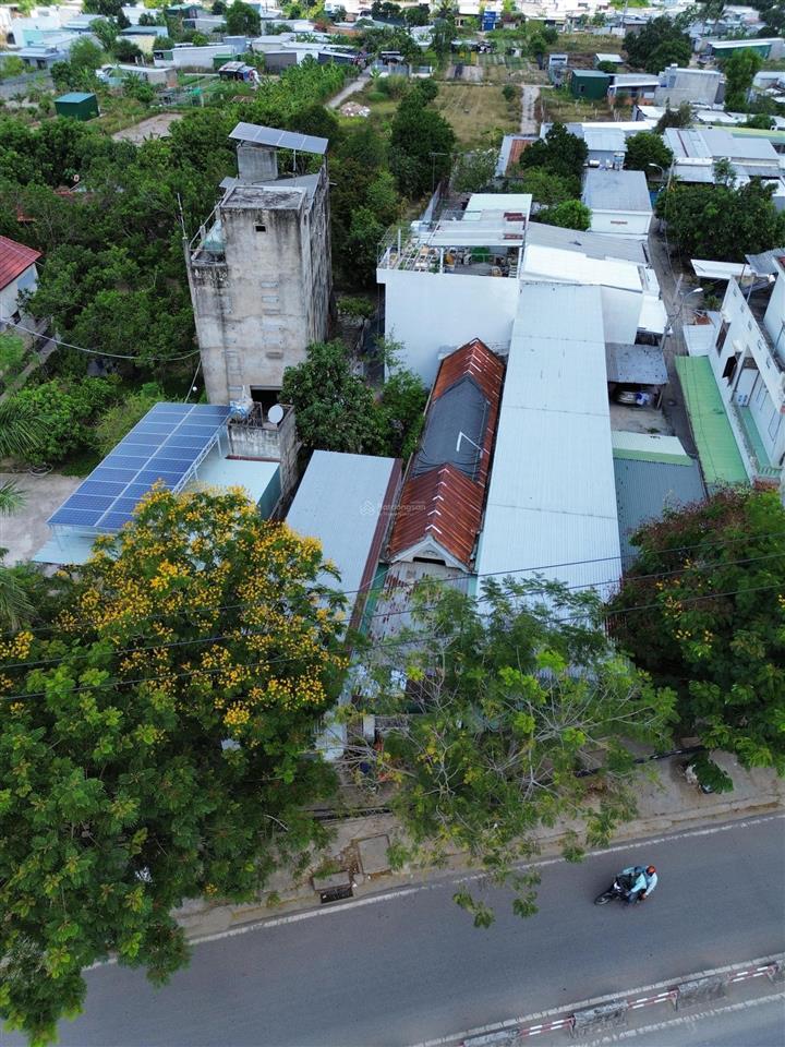 Đất mặt đường nguyễn tất thành nha trang đẹp dễ kinh doanh buôn bán