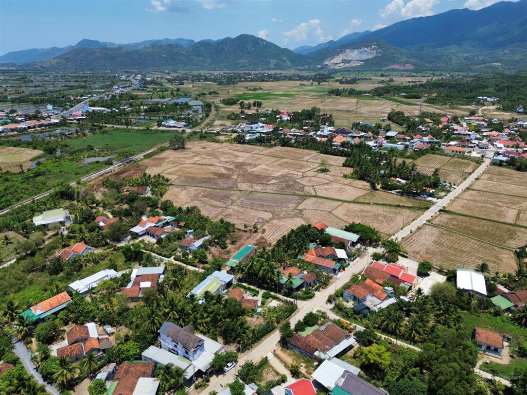 Bán lô đất đẹp gần ddt5 và ql1a ninh hòa khánh hòa giá rẻ nhất khu vực