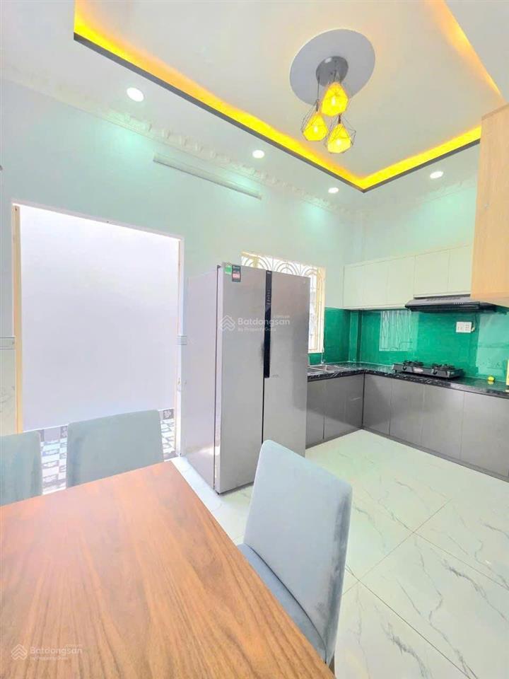 Nhà đẹp 2 tầng 4,55x13m với 2pn full nội thất, chỉ 4,2 tỷ sổ hồng riêng hỗ trợ vay bank, sát q7