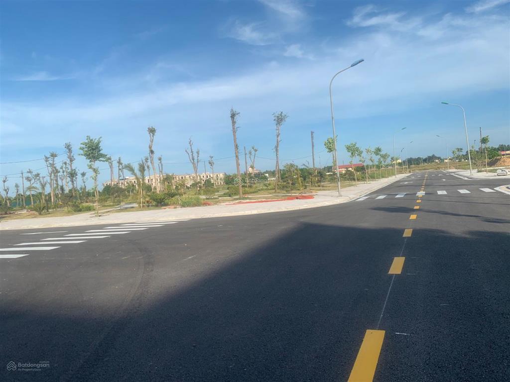 Vì tiến độ phải xây, bán gấp căn nhà vườn 175m2, giá tốt thị trường tại cửa lò beach villa