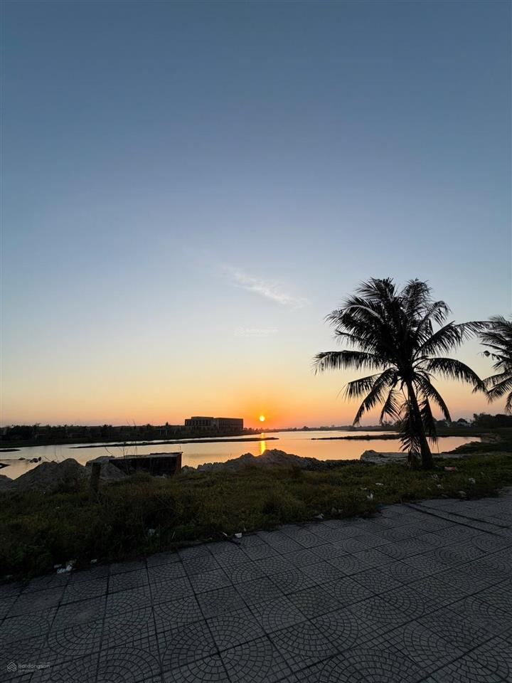 Đất sát sông cổ cò, cáchbiển 500m, sát đường lạc long quân, coco river( kdc thống nhất) tp đà nẵng
