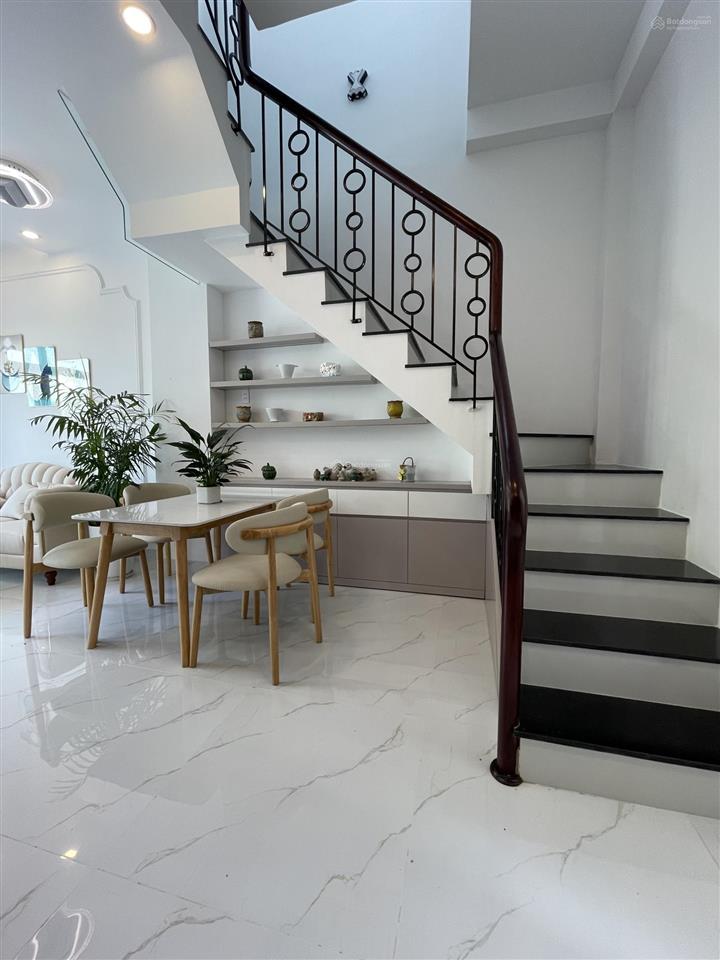 Bán gấp nhà 2 tầng ngay mặt tiền rạch bạch nha, phường 5, tp mỹ tho  tiền giang