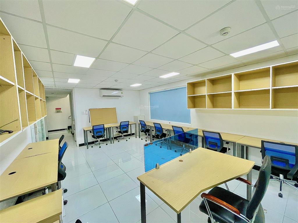 Văn phòng trọn gói  mặt tiền nguyễn sơn, tân phú  miễn phí điện, nước, wifi