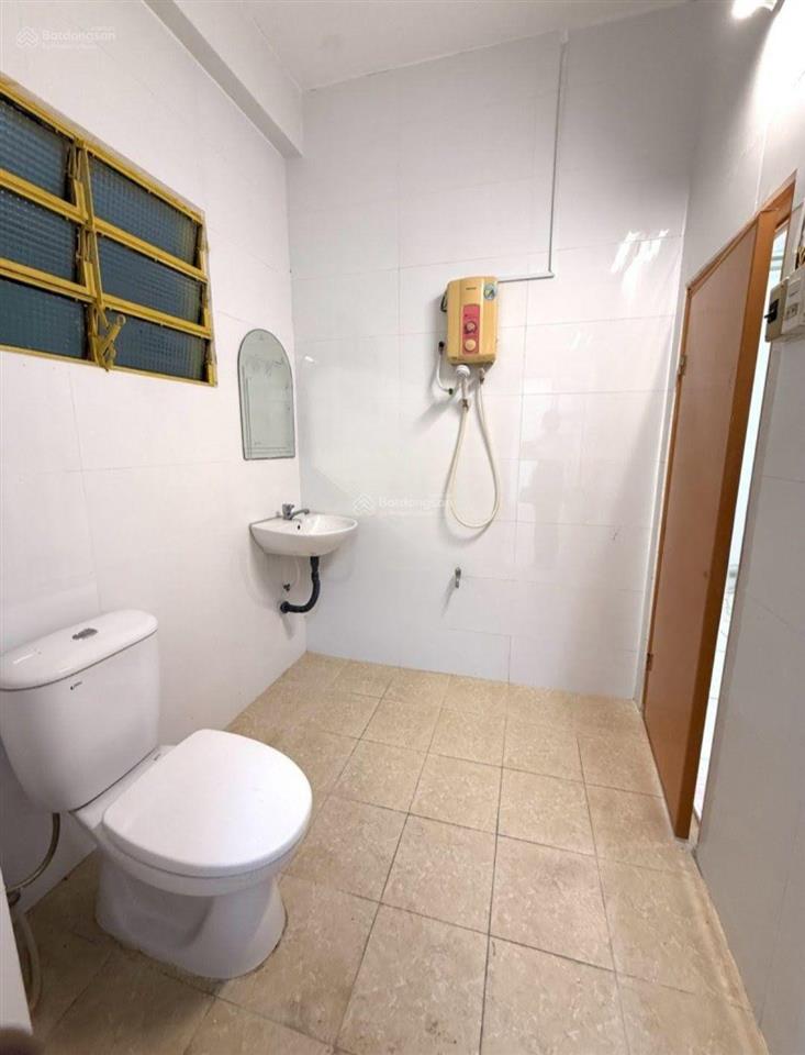 Căn góc lầu 1 cc viễn đông, th đạo p.5, q.5, dt 6,2 x 9m, 2 phòng, giá 2 tỷ 9.