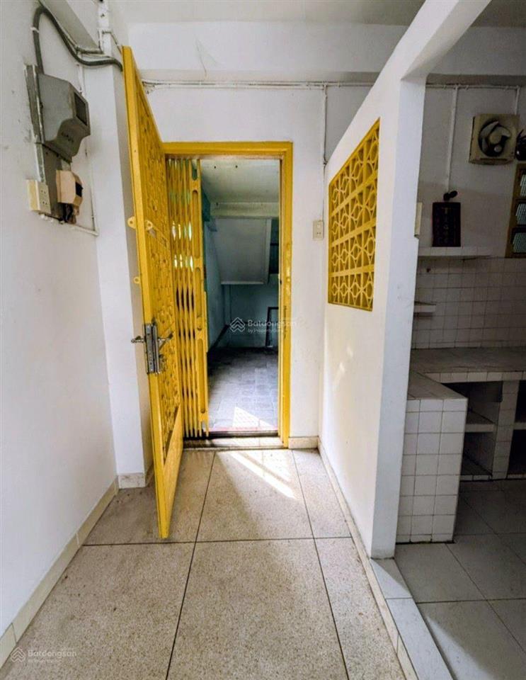 Căn góc lầu 1 cc viễn đông, th đạo p.5, q.5, dt 6,2 x 9m, 2 phòng, giá 2 tỷ 9.