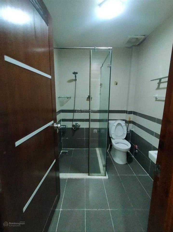 Nhà đẹp dương bá trạc, p.1, q.8, dt 50m2, 4 tầng, giá 6 tỷ 5.