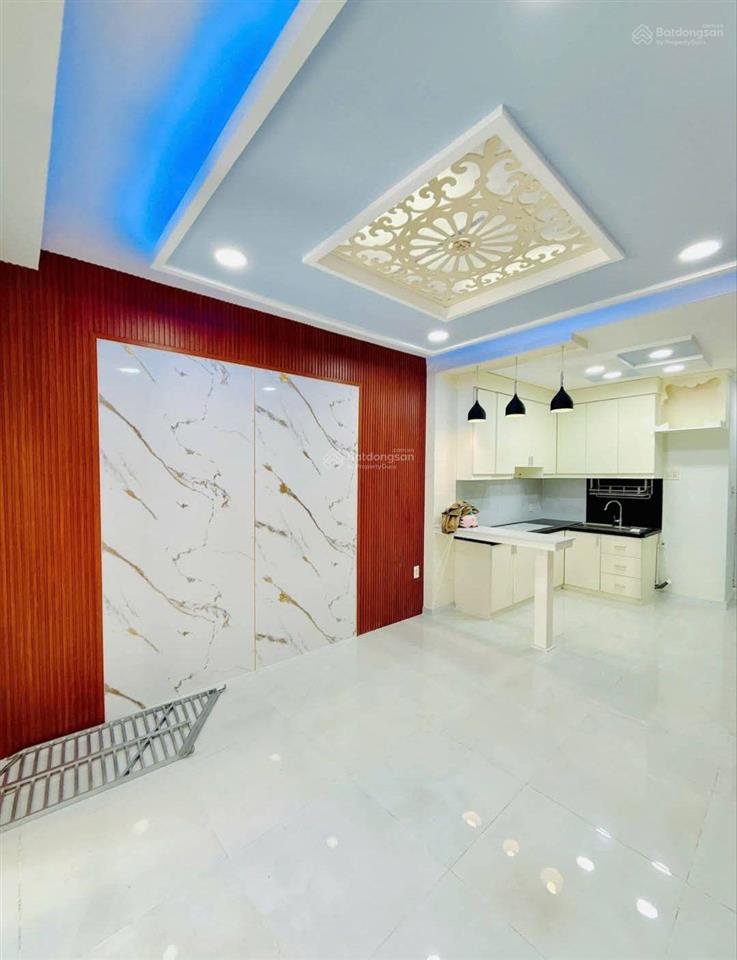 Nhà đẹp chánh hưng, p.10, q.8, giáp q.5,10, dt 3,4 x 9m, 2 tầng, giá 3 tỷ 48.