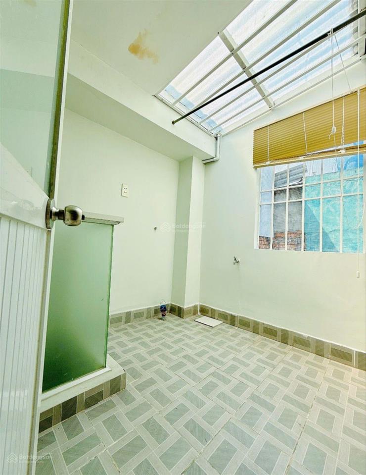 Nhà đẹp chánh hưng, p.10, q.8, giáp q.5,10, dt 3,4 x 9m, 2 tầng, giá 3 tỷ 48.