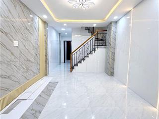 Nhà đẹp nguyễn thị tần, p.2, q.8, dt 40m2, 2 tầng, 3 phòng, giá 4 tỷ 98.