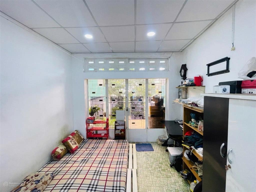 Mặt tiền kinh doanh nguyễn trãi, p.2, q.5, dt 33m2, 5 tầng, giảm 1 tỷ 3 còn 14 tỷ 5.