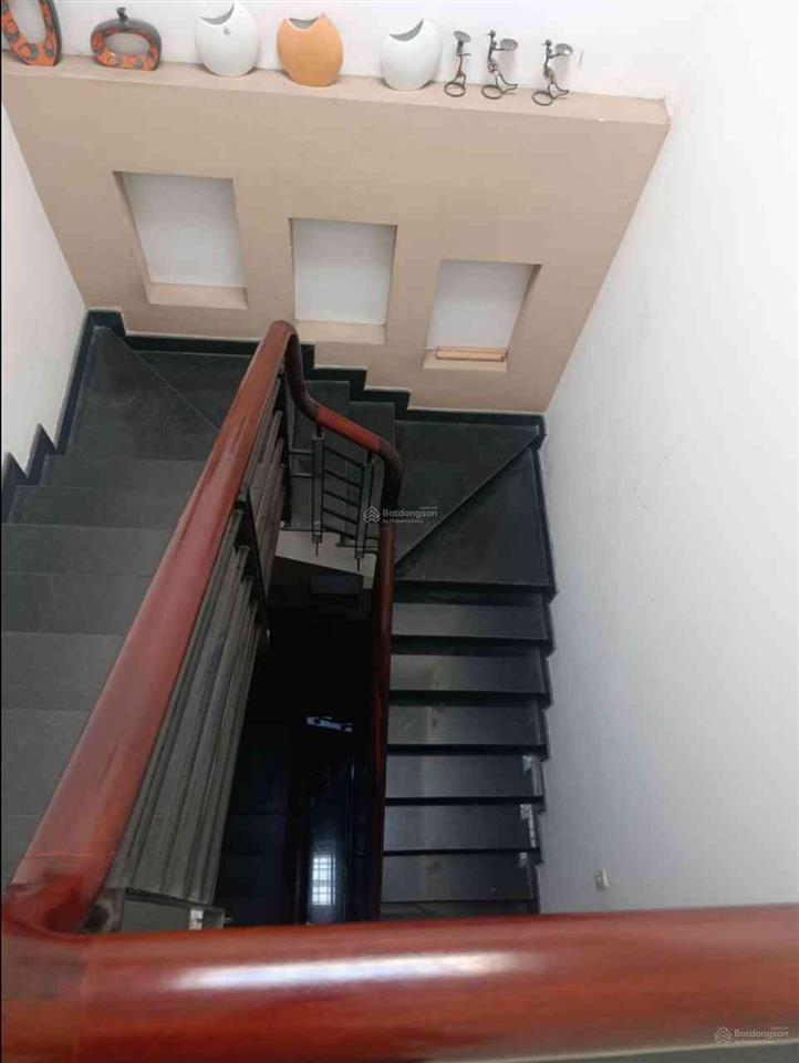 Mặt tiền đường kdc cao lỗ, p.4, q.8, dt 70m2, 4 tầng, giá 14 tỷ 8.
