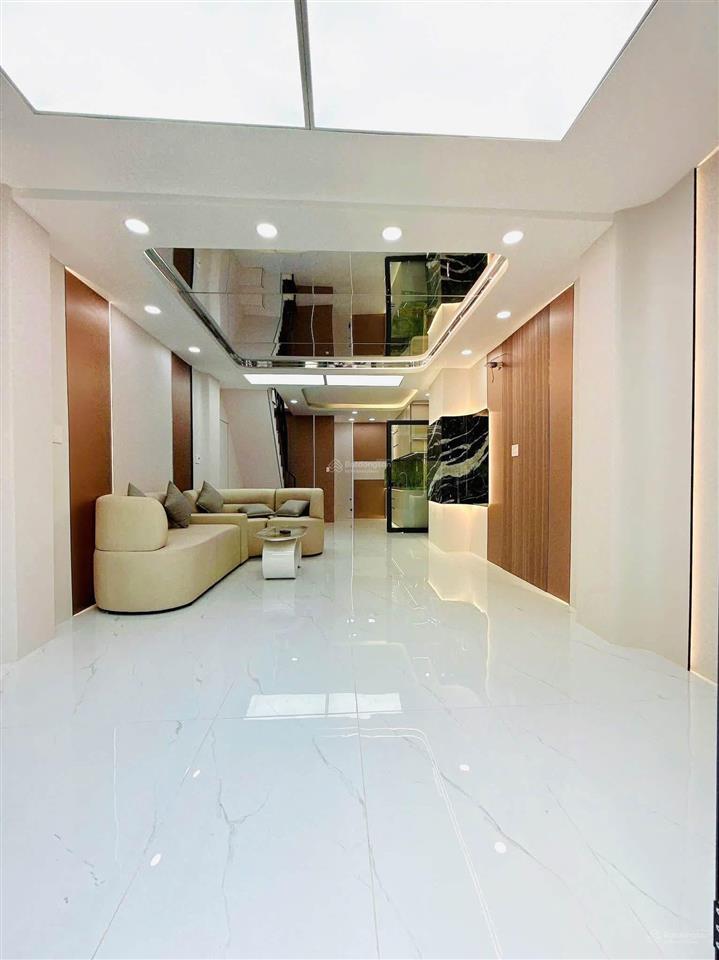 Nhà đẹp an bình, p.5, q.5, dt 3,3 x 8,5m, 4 tầng, giá 5 tỷ 99.