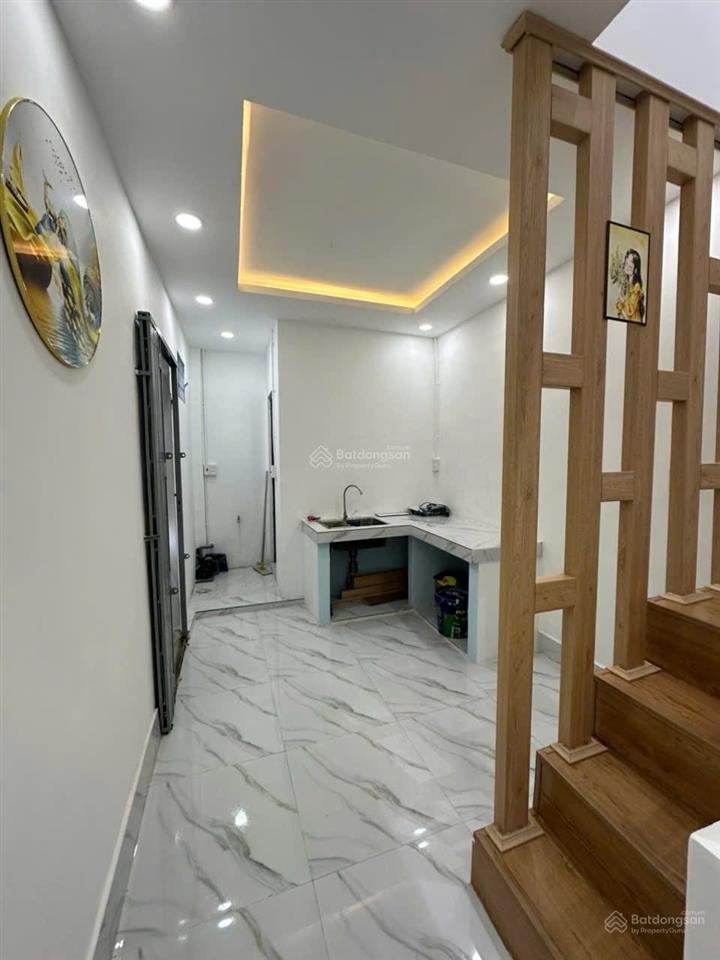 Nhà mới đẹp trần phú, p.9, q.5, dt 23m2, 2 tầng, giá 4 tỷ 3.