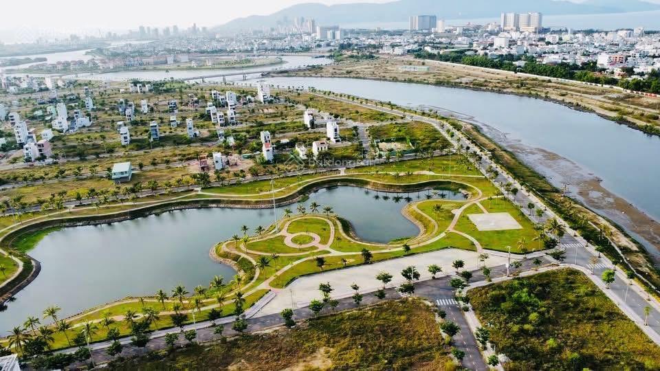 Góc 2 mặt tiền viêw sông diện tích lớn 226m2 giá hợp lý