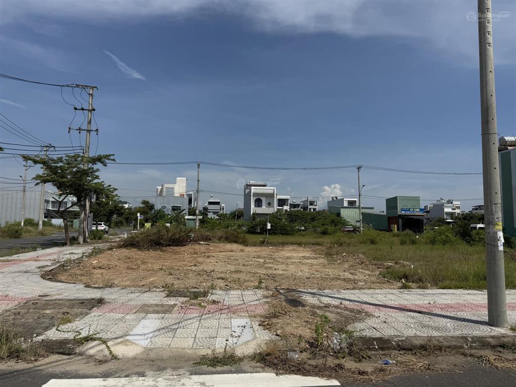 Góc 2 mặt tiền viêw sông diện tích lớn 226m2 giá hợp lý