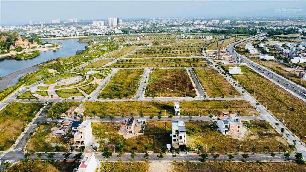 Góc 2 mặt tiền viêw sông diện tích lớn 226m2 giá hợp lý