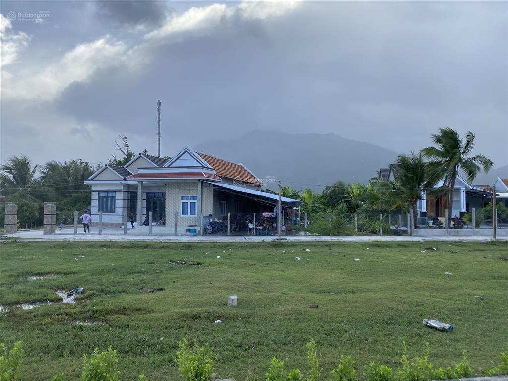 Bán đất tái định cư chợ vạn khánh