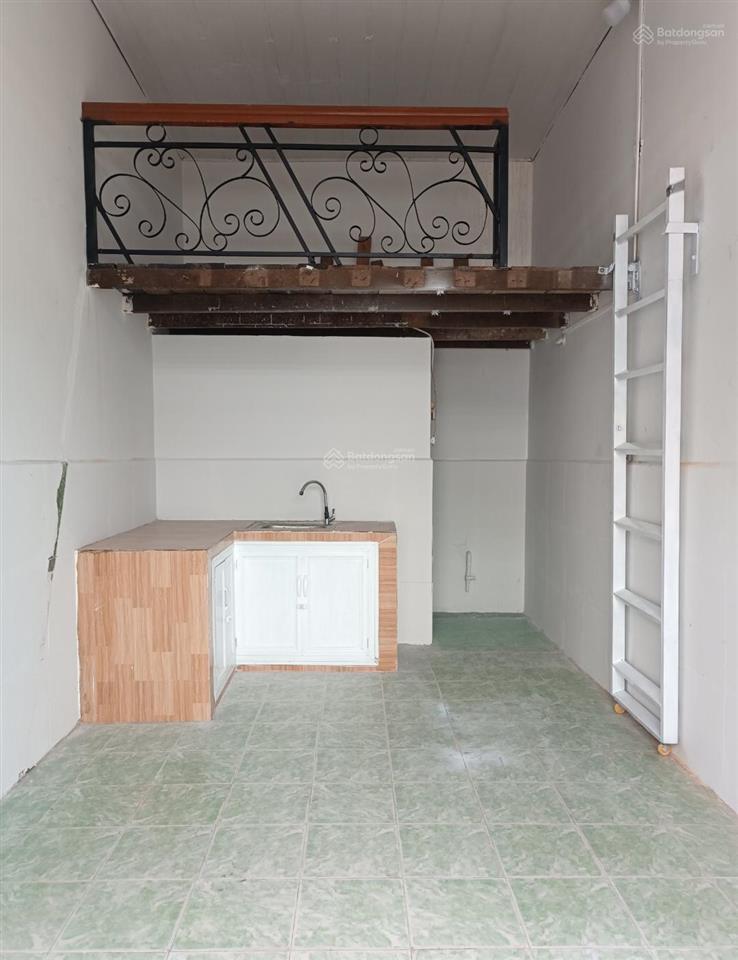Cho thuê kiốt mặt bằng kinh doanh rạch giá  giá rẻ 3 tr/tháng (có gác, toilet riêng)
