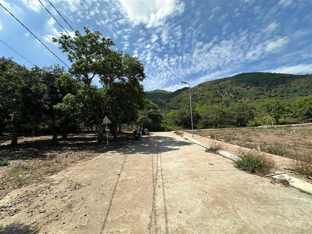 7xx triệu đã sở hữu lô đất full thổ cư 72m2, đường oto, gần võ nguyên giáp, xây dựng tự do