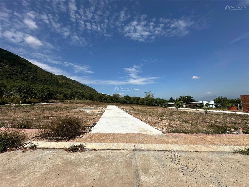 7xx triệu đã sở hữu lô đất full thổ cư 72m2, đường oto, gần võ nguyên giáp, xây dựng tự do