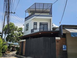 Bán nhà 3 tầng,2 mặt tiền gần chợ ga,đường oto,phường tây nha trang.