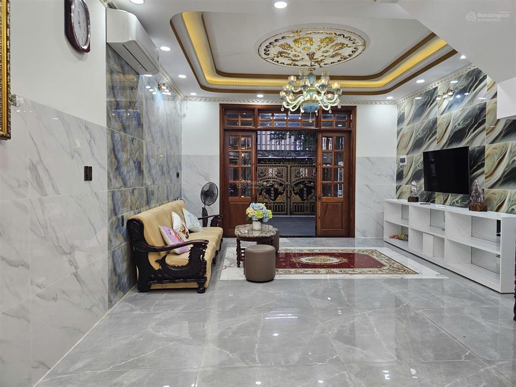 Cho thuê nhà nguyên căn 1 trệt 2 tầng có 3 phòng ngủ, đầy đủ nội thất ngay kđt mỹ gia gói 2