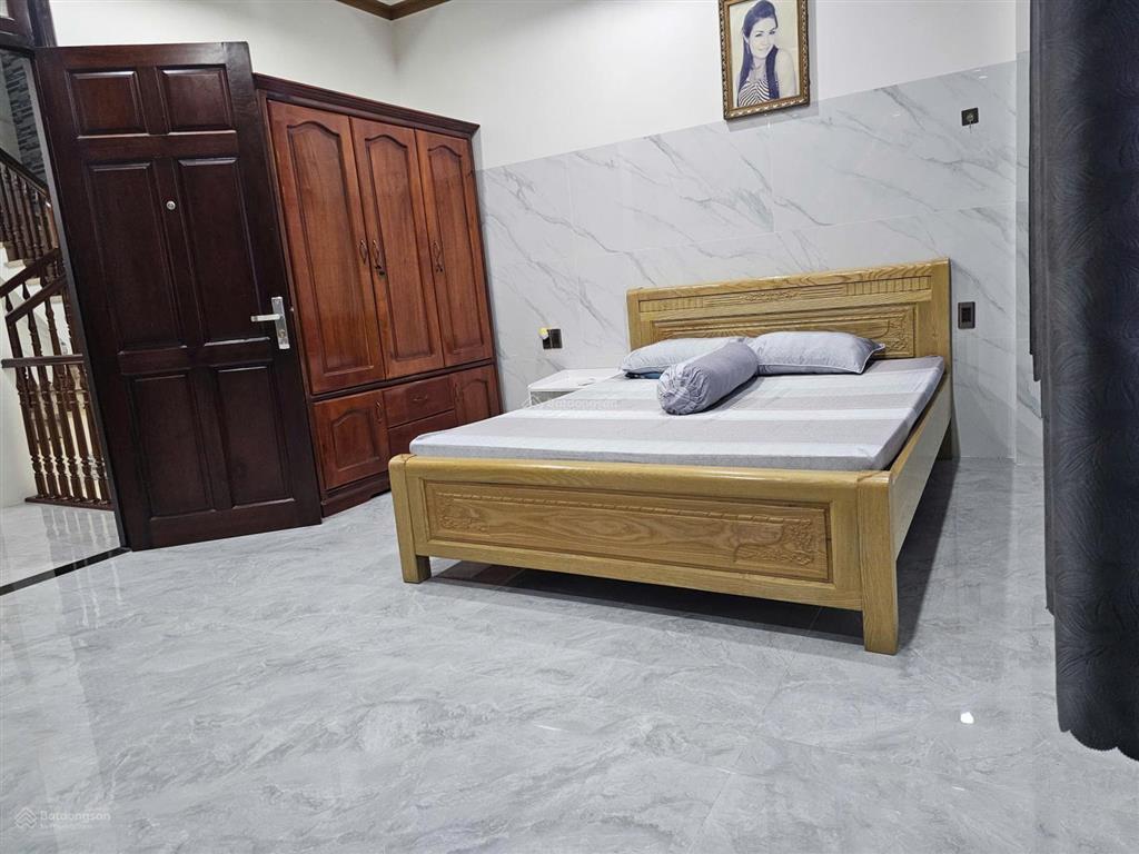 Cho thuê nhà nguyên căn 1 trệt 2 tầng có 3 phòng ngủ, đầy đủ nội thất ngay kđt mỹ gia gói 2