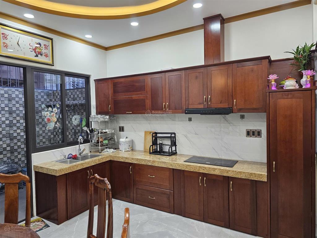 Cho thuê nhà nguyên căn 1 trệt 2 tầng có 3 phòng ngủ, đầy đủ nội thất ngay kđt mỹ gia gói 2