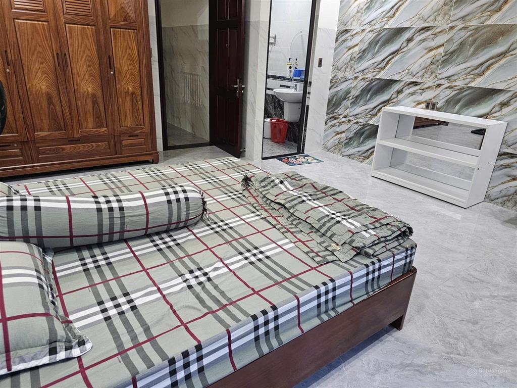 Cho thuê nhà nguyên căn 1 trệt 2 tầng có 3 phòng ngủ, đầy đủ nội thất ngay kđt mỹ gia gói 2