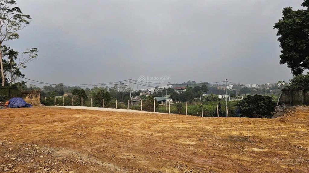 Bán đất tại cư yên, lương sơn, hòa bình, gần với legacy hill, diện tích 3100m2, có ao