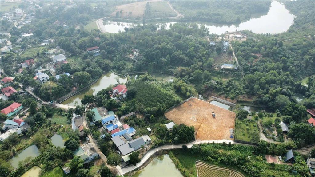 Bán đất tại cư yên, lương sơn, hòa bình, gần với legacy hill, diện tích 3100m2, có ao