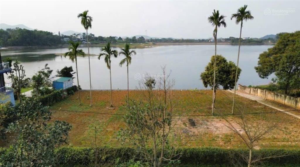 Bán đất bám hồ đồng chanh, lương sơn, hòa bình 1292m2