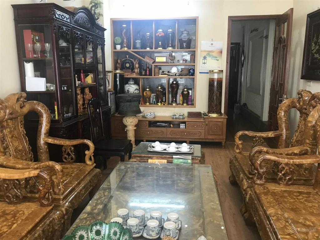 Chính chủ cần bán giảm sâu 500 tr nhà đường chiến thắng đẹp nhất khu văn quán vỉa hè rộng tiện kd
