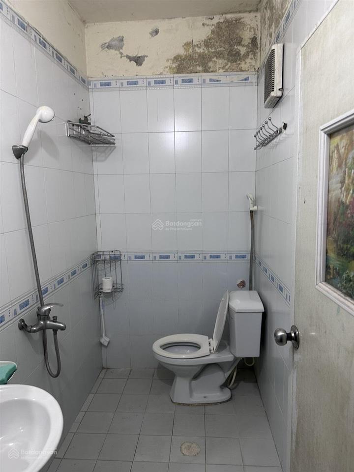 Cho thuê nhà riêng tại ngõ 226, lê lai, 70m2, giá cực chất 7 triệu vnd