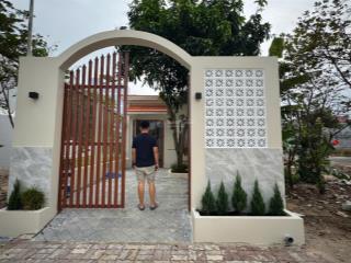 Cho thuê nhà nguyên căn 2pn bên hông trường mầm non sao việt thuộc tdc 44ha p phú mỹ. tp hcm.